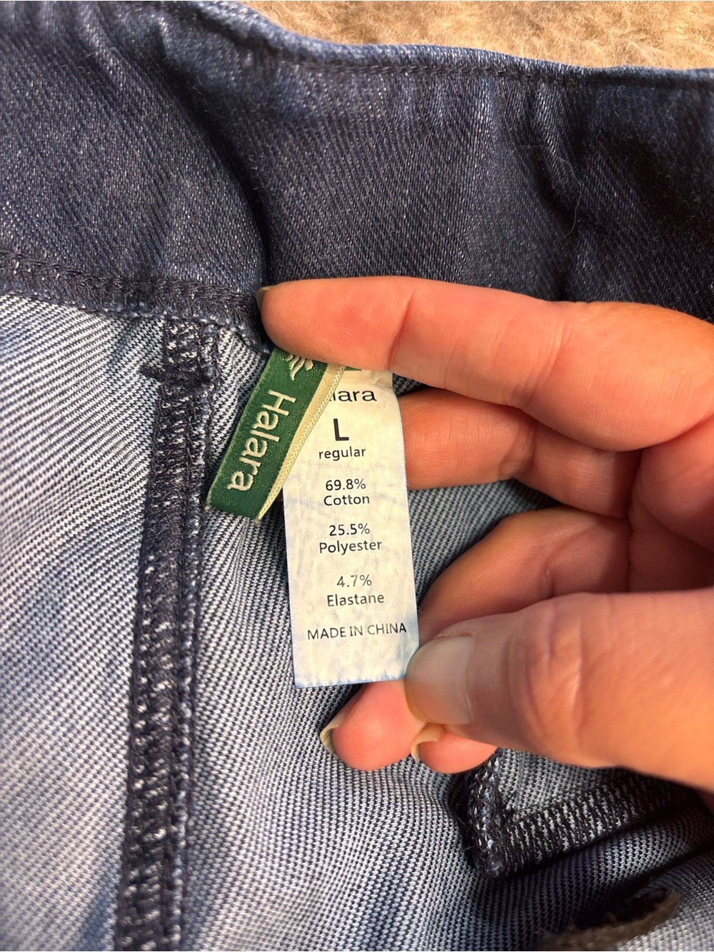 HALARA Indigo Denim Jeans with Brand Tag - Picture 4 of 8